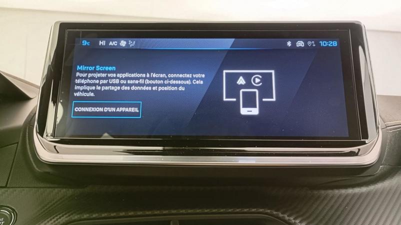 Vente en ligne Peugeot 2008 Hybrid 136 e-DCS6 GT au prix de 29 330 €