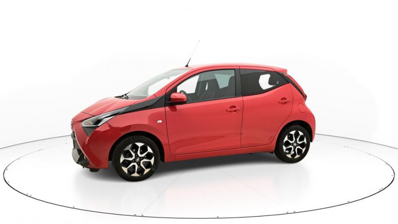Vente en ligne Toyota Aygo 5P 1.0 VVTi 72ch Automatique/5 X-play au prix de 14 010 €