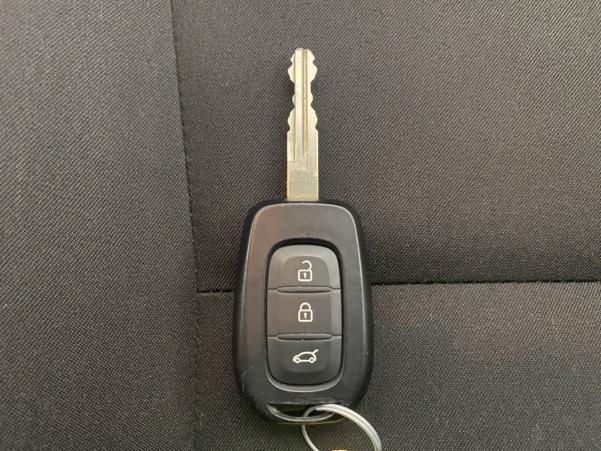 Vente en ligne Renault Clio 1.0 SCe 65ch Authentic au prix de 11 990 €