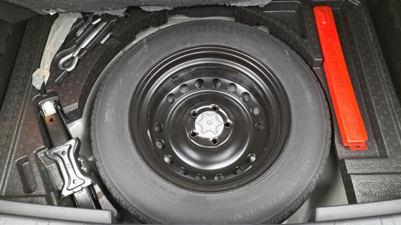 Vente en ligne Nissan Qashqai 3  1.3 DIG-T 140ch Manuelle/6 N-connecta au prix de 17 560 €