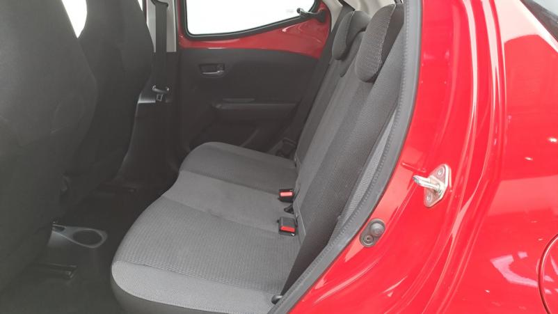 Vente en ligne Toyota Aygo 5P 1.0 VVTi 72ch Automatique/5 X-play au prix de 14 010 €