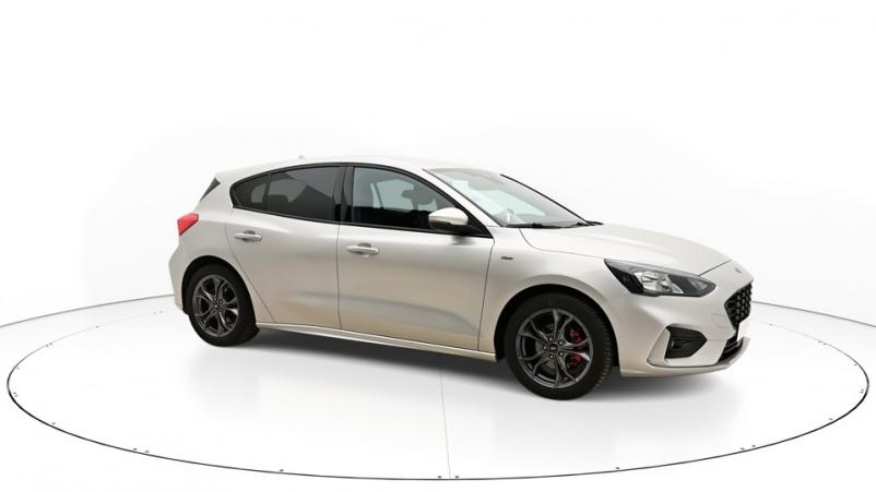 Vente en ligne Ford Focus 5P 1.0 EcoBoost mHEV 155ch Manuelle/6 St-line x au prix de 20 910 €