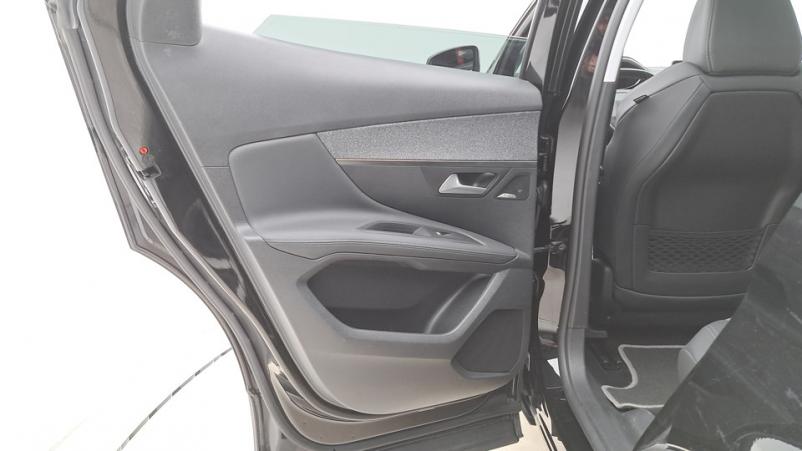 Vente en ligne Peugeot 3008  1.2 PureTech S&S 130ch Automatique/8 Allure au prix de 20 610 €