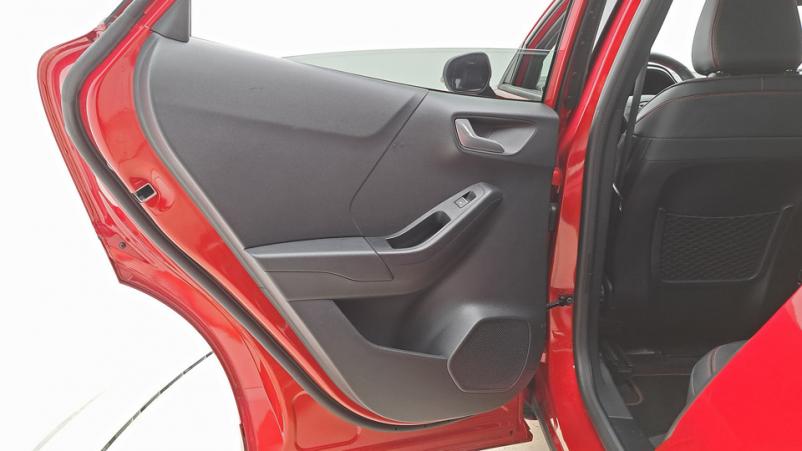 Vente en ligne Ford Puma  1.0 EcoBoost mHEV 125ch Automatique/7 St-line x au prix de 25 680 €
