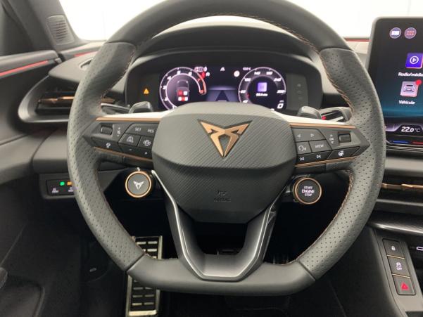 Vente en ligne Cupra Terramar 1.5 eHybrid 204 ch DSG6 V au prix de 44 780 €