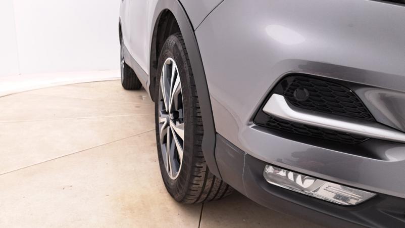 Vente en ligne Nissan Qashqai 3  1.3 DIG-T 140ch Manuelle/6 N-connecta au prix de 17 560 €
