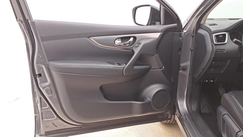 Vente en ligne Nissan Qashqai 3  1.3 DIG-T 140ch Manuelle/6 N-connecta au prix de 17 560 €
