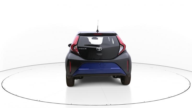 Vente en ligne Toyota Aygo  1.0 VVTi 72ch Automatique/1 Design au prix de 19 390 €
