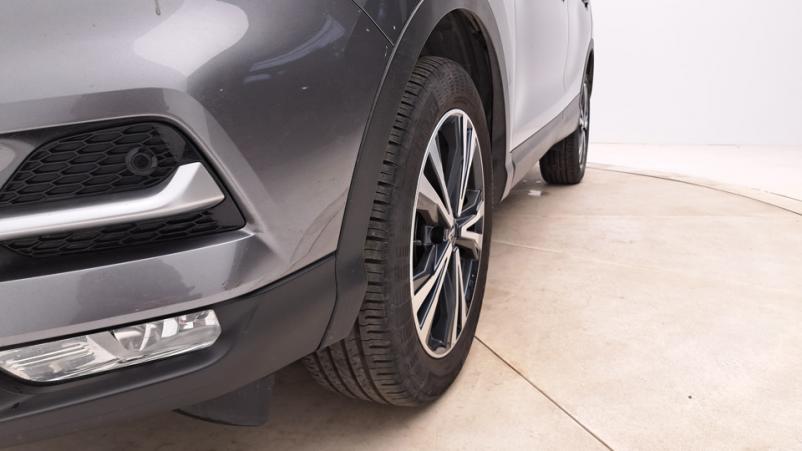 Vente en ligne Nissan Qashqai 3  1.3 DIG-T 140ch Manuelle/6 N-connecta au prix de 17 560 €