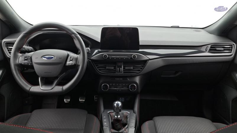 Vente en ligne Ford Focus 5P 1.0 EcoBoost mHEV 155ch Manuelle/6 St-line x au prix de 20 910 €