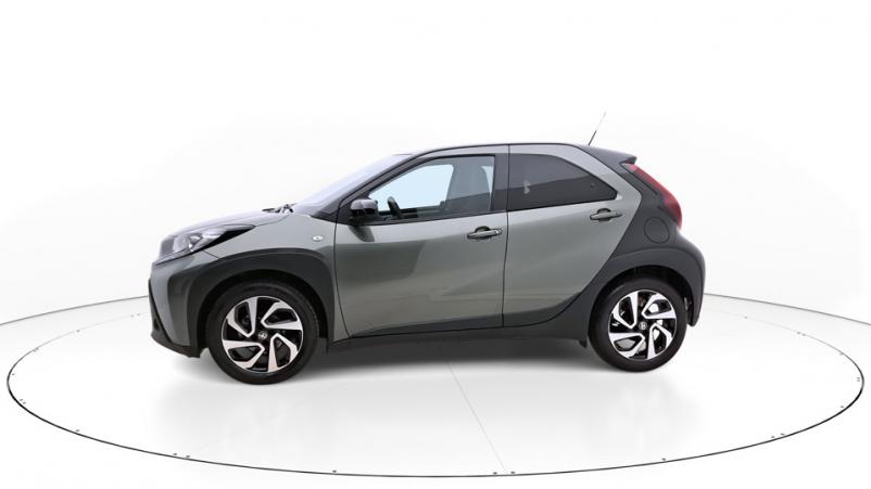 Vente en ligne Toyota Aygo  1.0 VVTi 72ch Automatique/1 Design au prix de 18 070 €