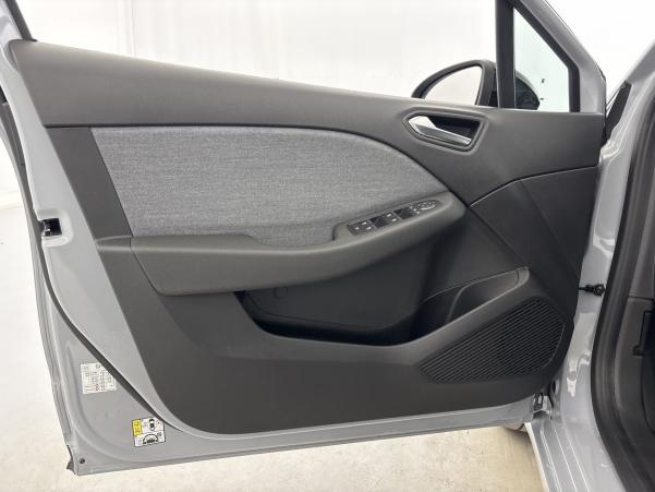 Vente en ligne Renault Clio 1.0 TCe 90ch Techno au prix de 16 990 €