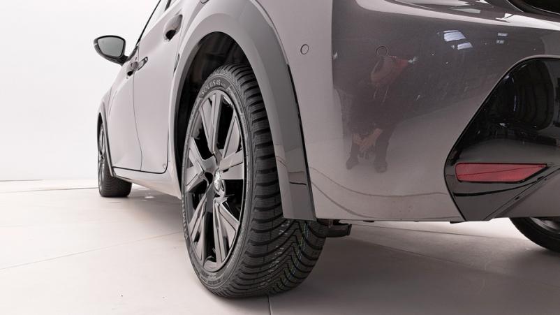 Vente en ligne Peugeot 208  1.2 PureTech S&S 130ch Automatique/8 Gt au prix de 19 090 €