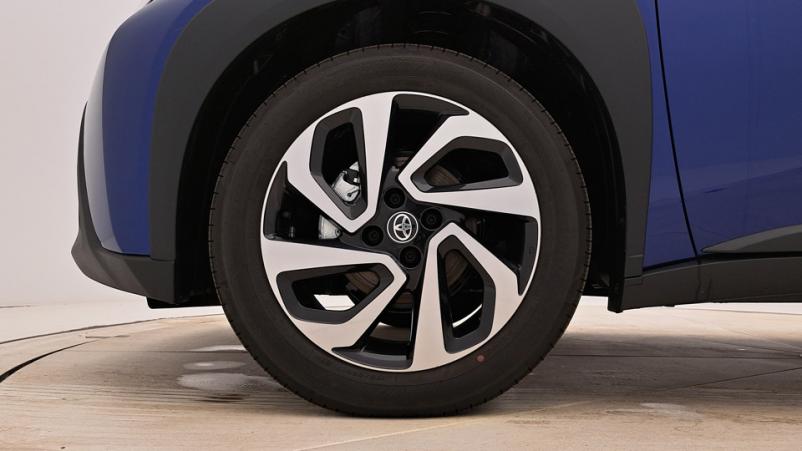 Vente en ligne Toyota Aygo  1.0 VVTi 72ch Automatique/1 Design au prix de 19 390 €