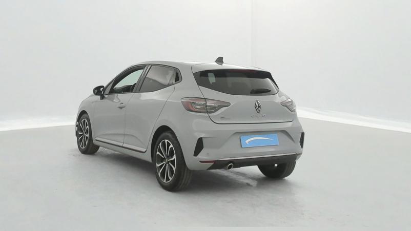 Vente en ligne Renault Clio 1.0 TCe 90ch Techno au prix de 16 990 €