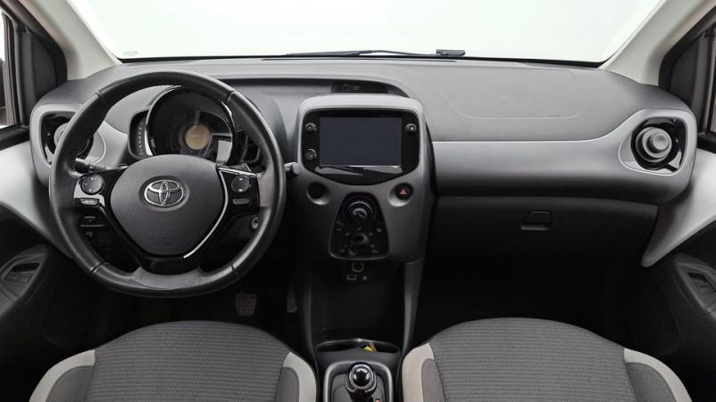 Vente en ligne Toyota Aygo 5P 1.0 VVTi 72ch Automatique/5 X-play au prix de 12 790 €