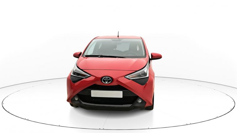 Vente en ligne Toyota Aygo 5P 1.0 VVTi 72ch Automatique/5 X-play au prix de 14 010 €