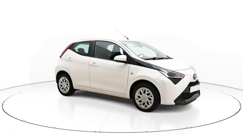 Vente en ligne Toyota Aygo 5P 1.0 VVTi 72ch Automatique/5 X-play au prix de 12 790 €