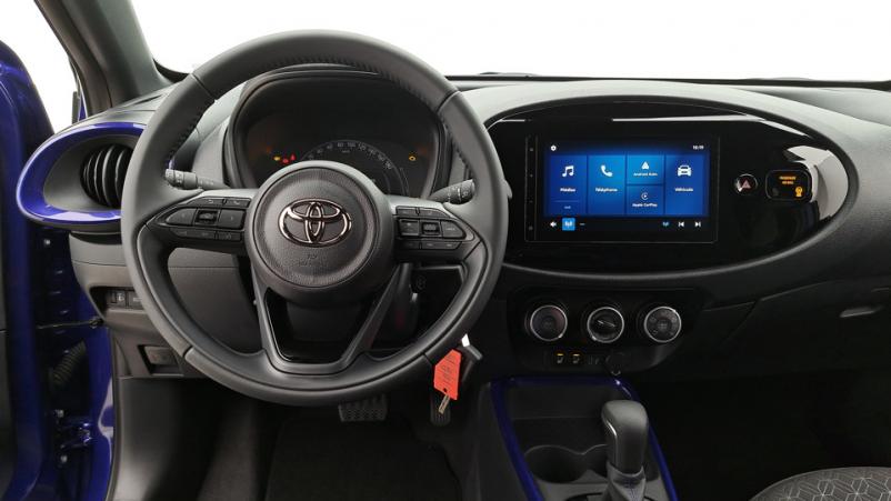 Vente en ligne Toyota Aygo  1.0 VVTi 72ch Automatique/1 Design au prix de 19 390 €