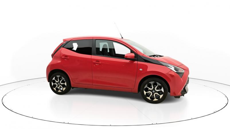 Vente en ligne Toyota Aygo 5P 1.0 VVTi 72ch Automatique/5 X-play au prix de 14 010 €