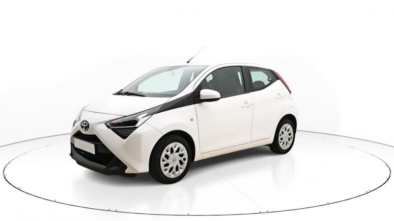 Vente en ligne Toyota Aygo 5P 1.0 VVTi 72ch Automatique/5 X-play au prix de 12 790 €