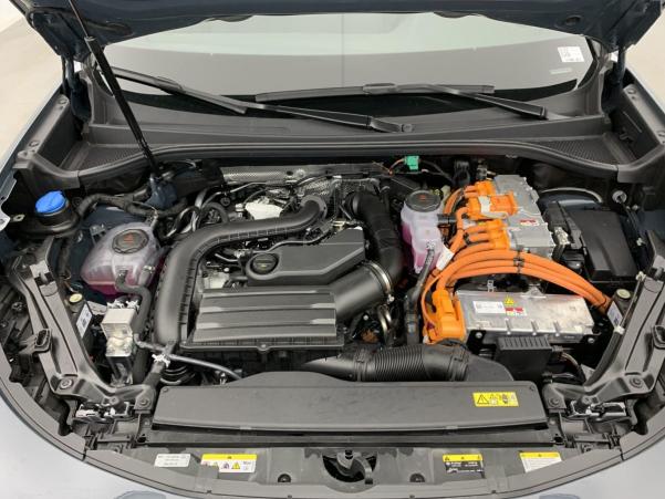 Vente en ligne Cupra Terramar 1.5 eHybrid 204 ch DSG6 V au prix de 44 780 €