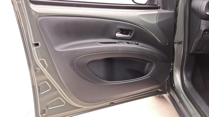 Vente en ligne Toyota Aygo  1.0 VVTi 72ch Automatique/1 Design au prix de 18 070 €