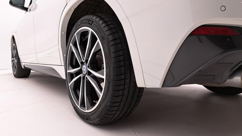 Vente en ligne Bmw X2  18 i 136ch Automatique/7 M sport au prix de 32 790 €