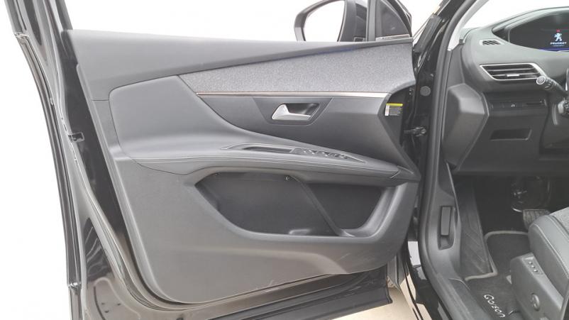 Vente en ligne Peugeot 3008  1.2 PureTech S&S 130ch Automatique/8 Allure au prix de 20 610 €