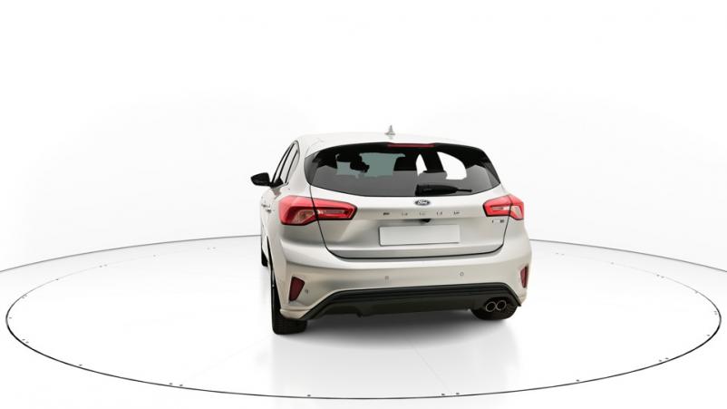 Vente en ligne Ford Focus 5P 1.0 EcoBoost mHEV 155ch Manuelle/6 St-line x au prix de 20 910 €