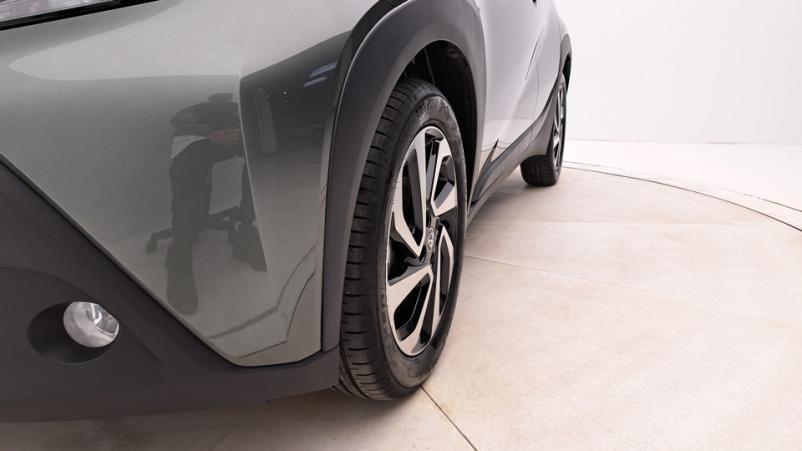 Vente en ligne Toyota Aygo  1.0 VVTi 72ch Automatique/1 Design au prix de 18 070 €