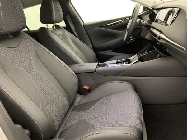 Vente en ligne Ds DS4 BlueHDi 130 EAT8 Pallas au prix de 30 560 €