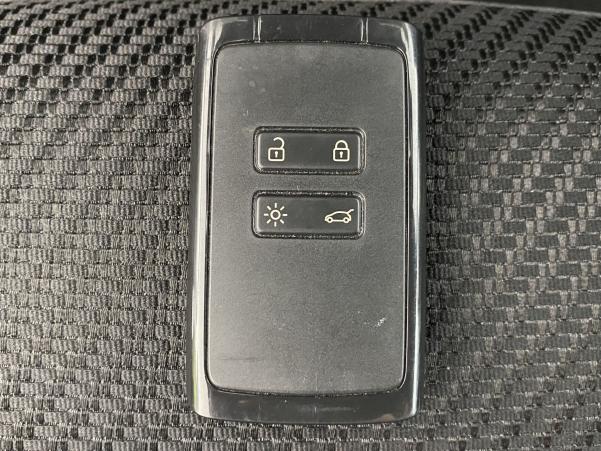 Vente en ligne Renault Austral 1.2 E-Tech full hybrid 200ch Techno esprit Alpine 4Control Advanced au prix de 30 990 €