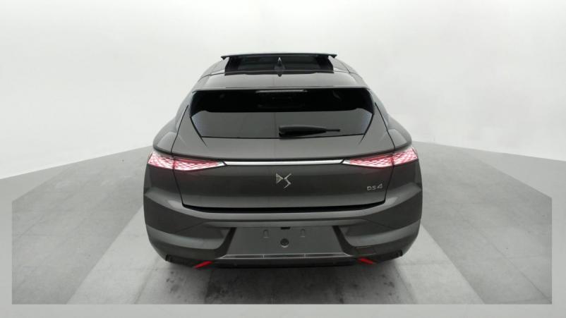 Vente en ligne Ds DS4 BlueHDi 130 EAT8 Etoile - Alcantara au prix de 35 510 €