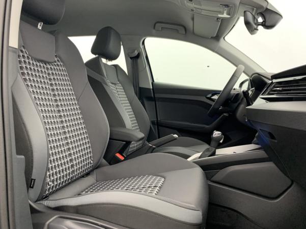 Vente en ligne Audi A1 30 TFSI 116 CH S TRONIC 7 ADVANCED au prix de 29 950 €