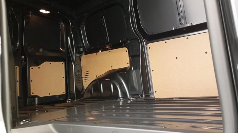 Vente en ligne Citroën Jumpy Fourgon M BLUEHDI 145 BVM6 au prix de 28 810 €