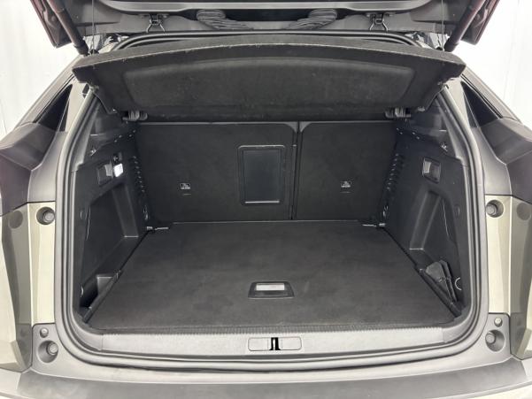 Vente en ligne Peugeot 3008 1.5 BlueHDi 130ch GT Line EAT8 + Attelage au prix de 20 980 €