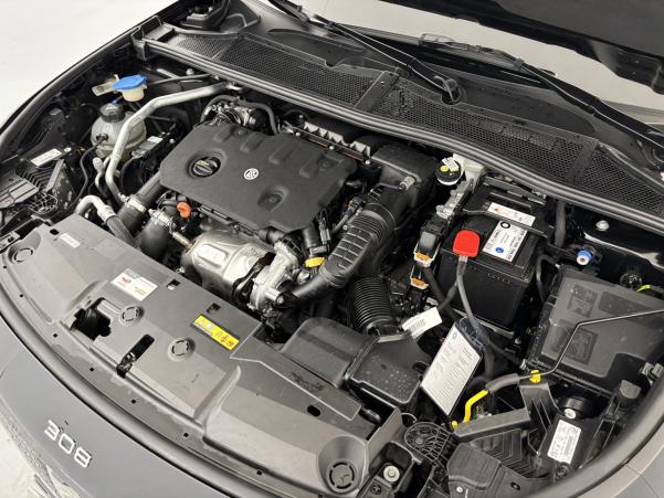 Vente en ligne Peugeot 308 1.5 BlueHDi 130ch Allure EAT8 au prix de 25 980 €