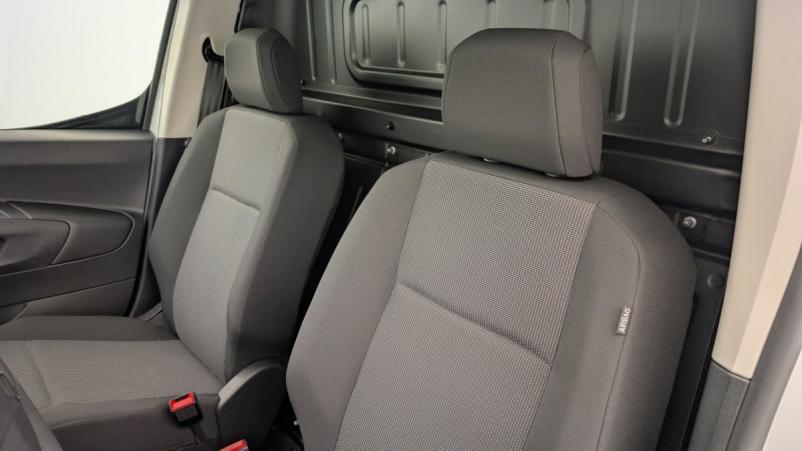 Vente en ligne Citroën Berlingo Fourgon M 1000KG BLUEHDI 100 S S BVM6 au prix de 22 010 €