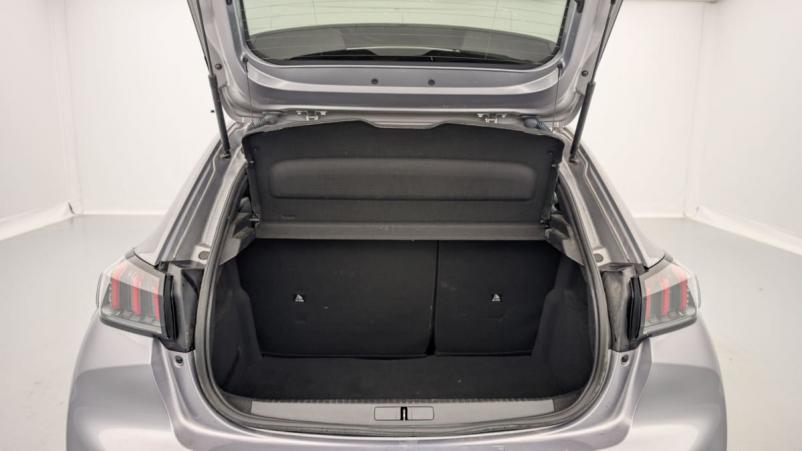 Vente en ligne Peugeot 208 50 KWH 136CH ALLURE au prix de 20 260 €
