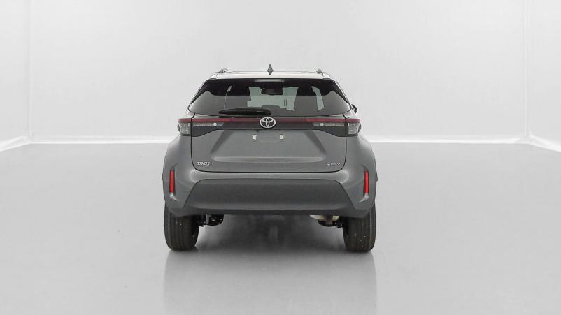 Vente en ligne Toyota Yaris Cross Yaris cross 1.5 Hybride 130h Design e-CVT au prix de 28 010 €