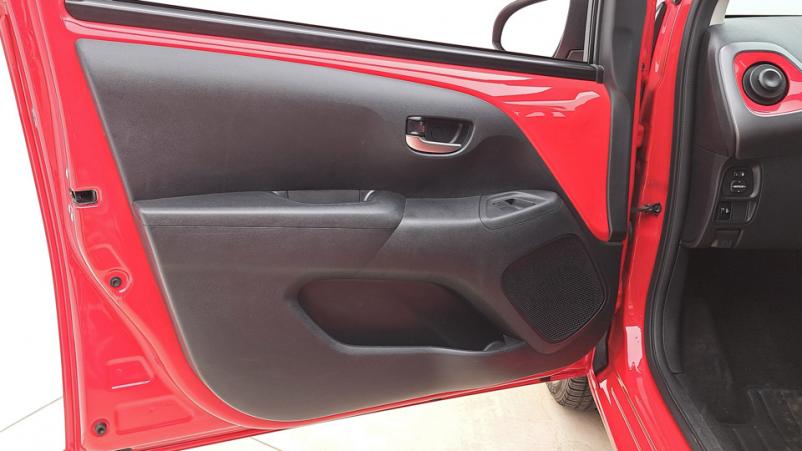 Vente en ligne Toyota Aygo 5P 1.0 VVTi 72ch Automatique/5 X-play au prix de 14 520 €