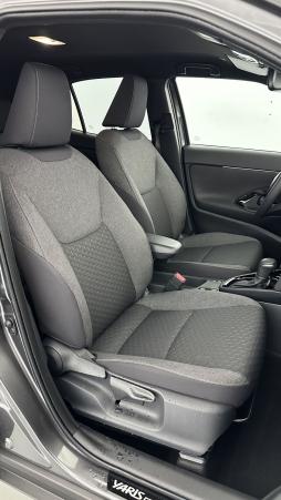 Vente en ligne Toyota Yaris Cross Yaris cross 1.5 Hybride 130h Design e-CVT au prix de 28 010 €