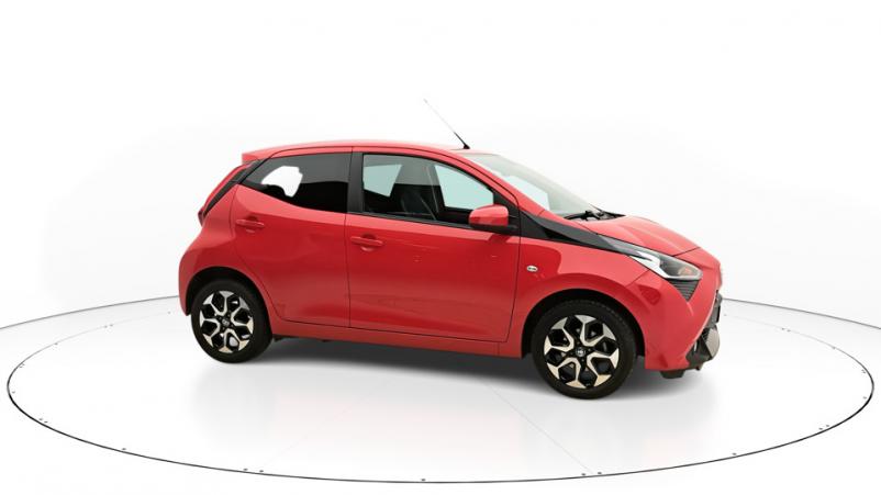 Vente en ligne Toyota Aygo 5P 1.0 VVTi 72ch Automatique/5 X-play au prix de 14 520 €