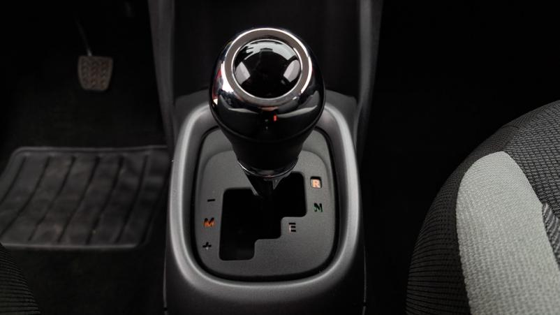 Vente en ligne Toyota Aygo 5P 1.0 VVTi 72ch Automatique/5 X-play au prix de 14 520 €
