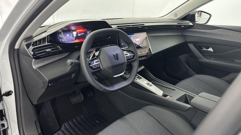 Vente en ligne Peugeot 308 308 III 1.5 BlueHDi 130ch Allure EAT8 au prix de 28 010 €
