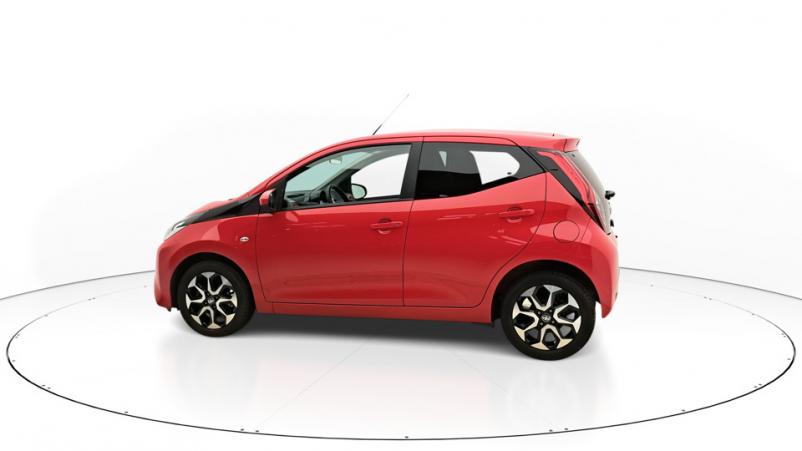 Vente en ligne Toyota Aygo 5P 1.0 VVTi 72ch Automatique/5 X-play au prix de 14 520 €
