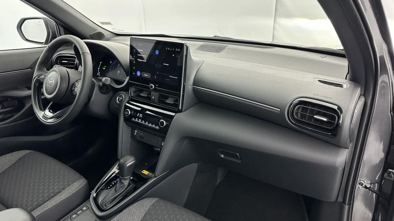 Vente en ligne Toyota Yaris Cross Yaris cross 1.5 Hybride 130h Design e-CVT au prix de 28 010 €