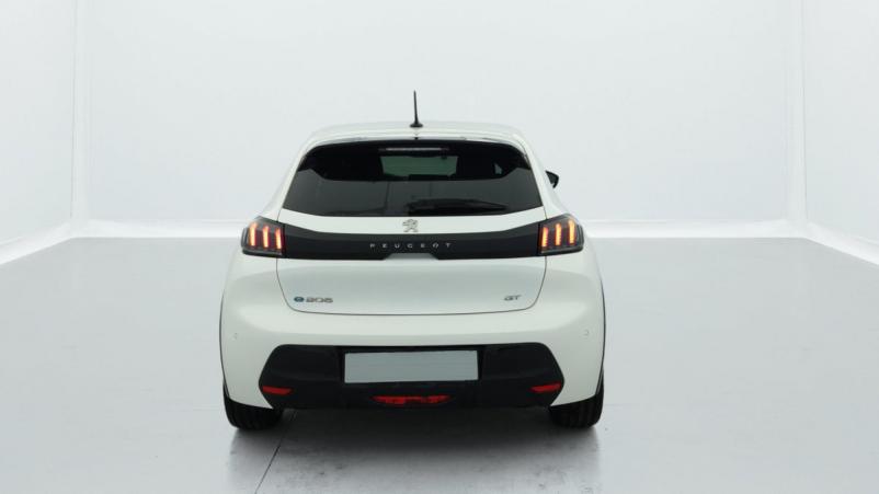 Vente en ligne Peugeot 208 50 KWH 136CH GT au prix de 25 210 €
