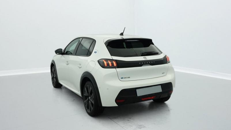 Vente en ligne Peugeot 208 50 KWH 136CH GT au prix de 25 210 €